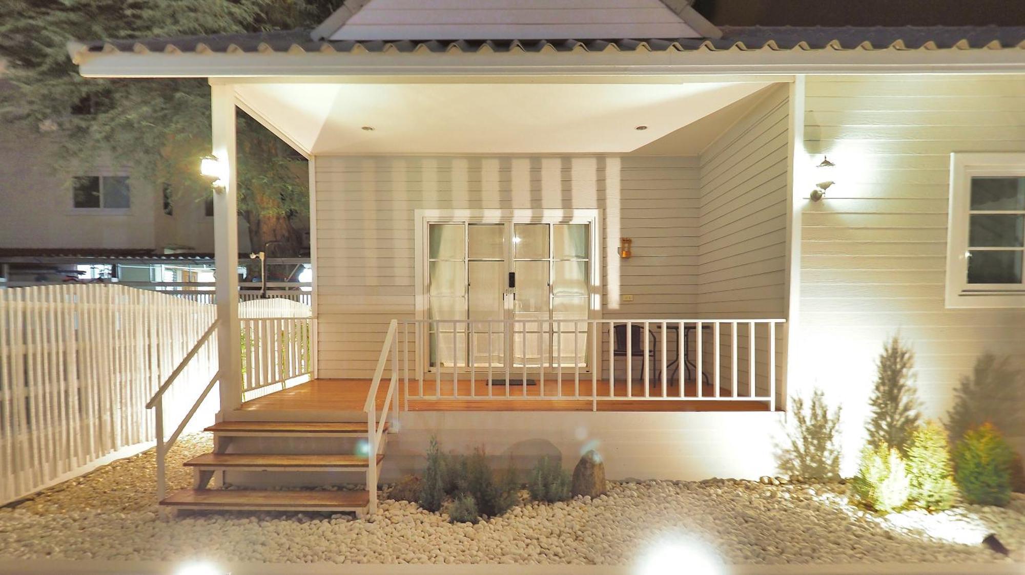 Baan Casita With Private Seaside Cottage Hua Hin Exterior photo