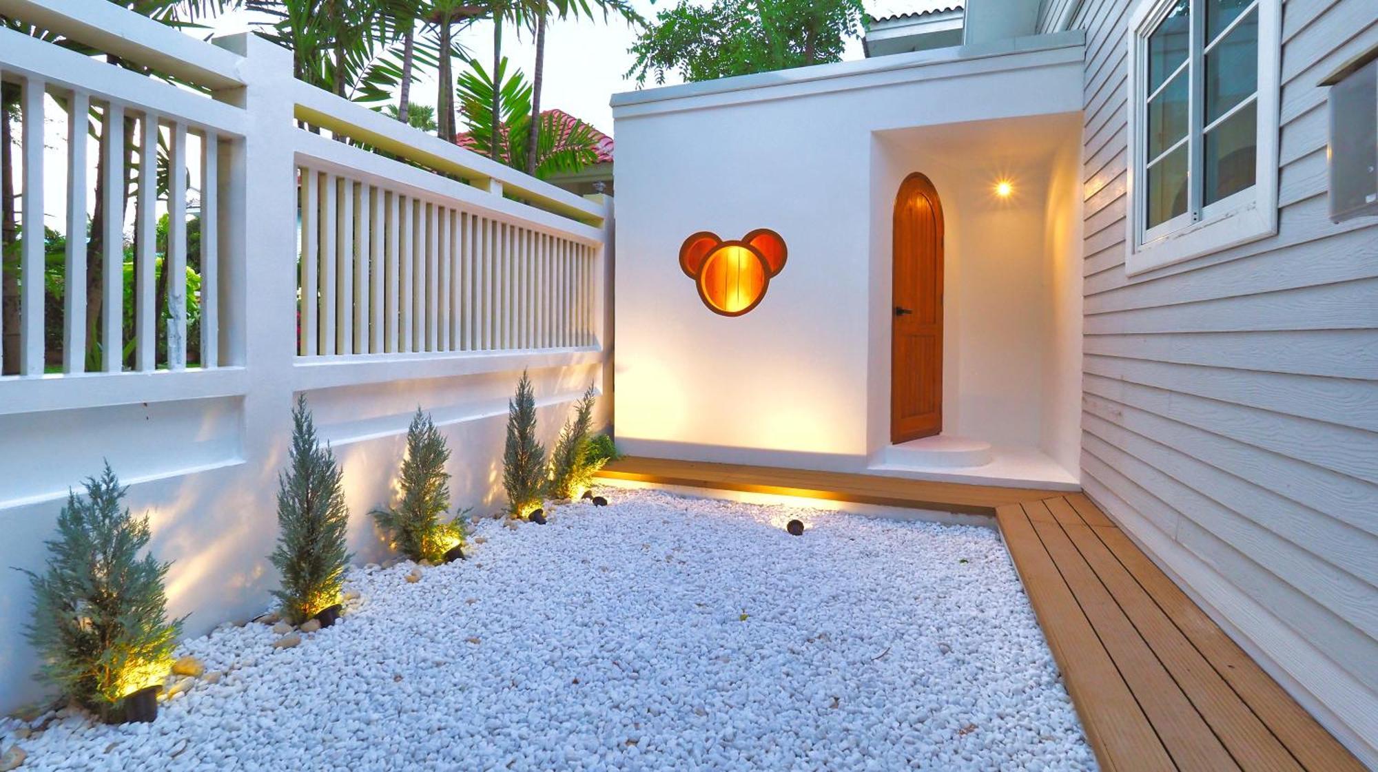 Baan Casita With Private Seaside Cottage Hua Hin Exterior photo